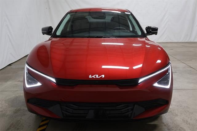 2025 Kia EV6 Wind