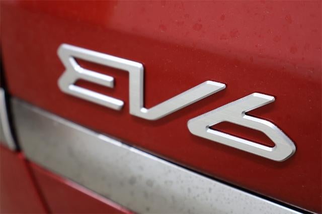 2025 Kia EV6 Wind