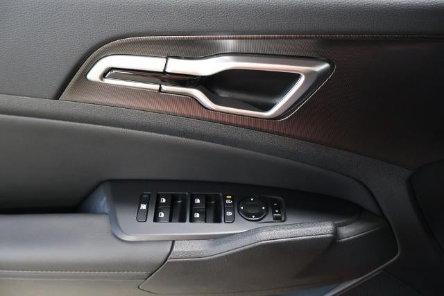 2027 Kia Sportage EX
