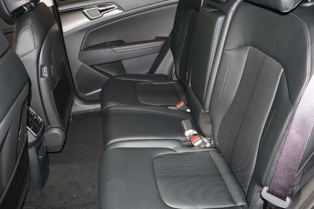 2027 Kia Sportage EX