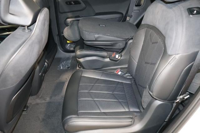 2027 Kia Telluride Hybrid Base