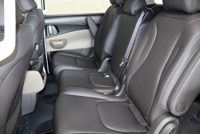 2027 Kia Carnival LXS
