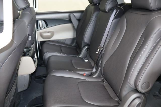 2027 Kia Carnival LXS