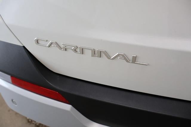 2027 Kia Carnival LXS