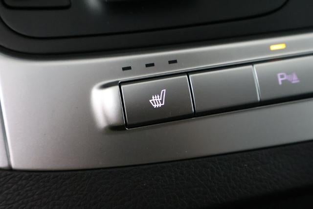 2026 Kia Carnival Base