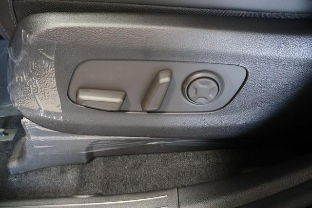 2026 Kia Carnival Base
