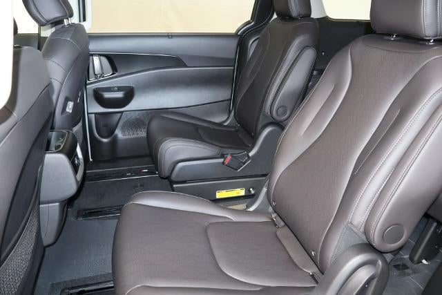 2027 Kia Carnival EX