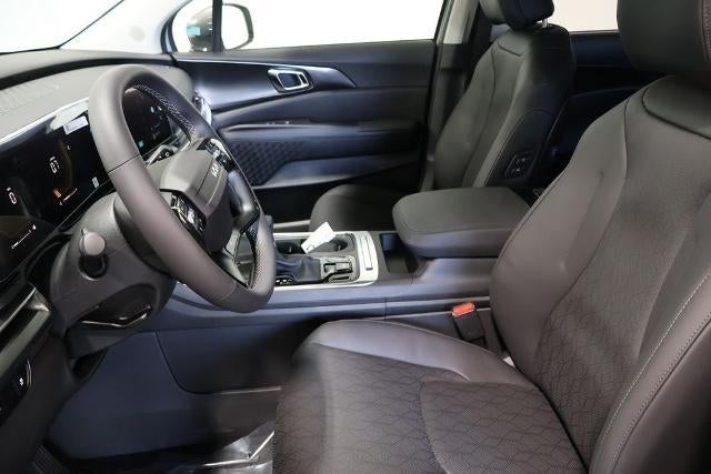2027 Kia Carnival EX