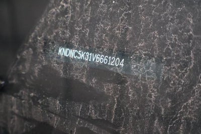2027 Kia Carnival EX