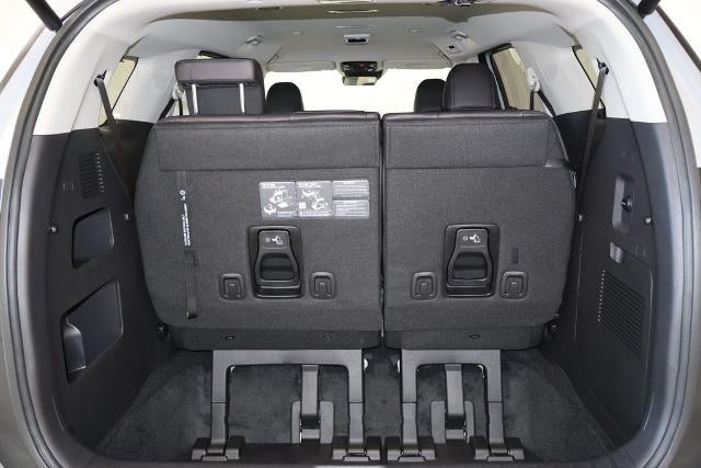 2027 Kia Carnival EX