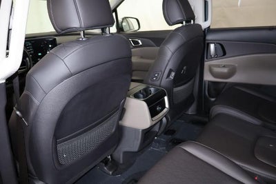 2027 Kia Carnival EX