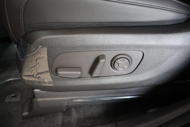 2027 Kia Carnival EX
