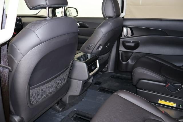 2027 Kia Carnival EX
