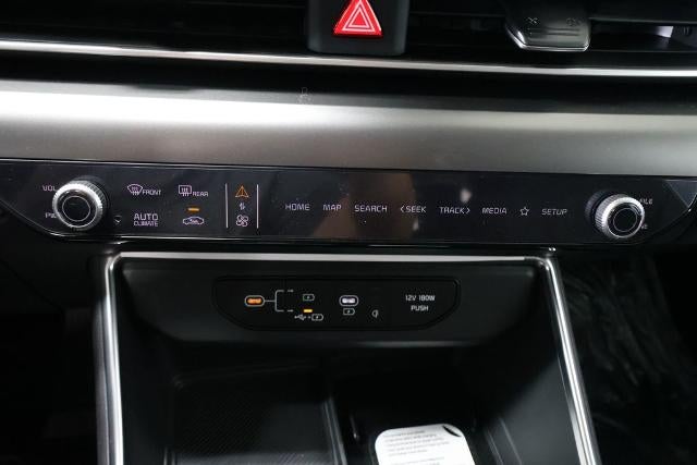 2027 Kia Carnival EX