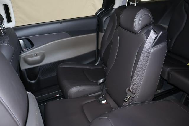 2027 Kia Carnival EX