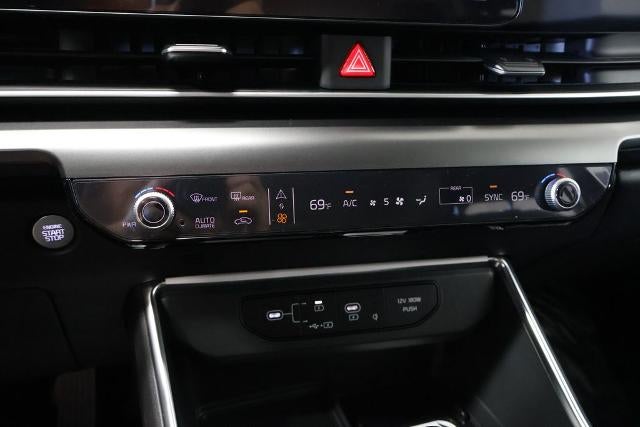 2027 Kia Carnival EX
