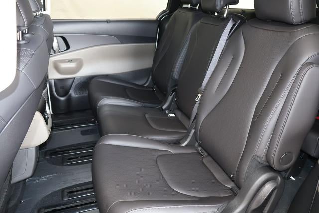 2027 Kia Carnival EX
