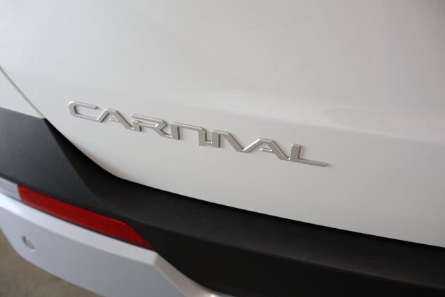 2027 Kia Carnival EX