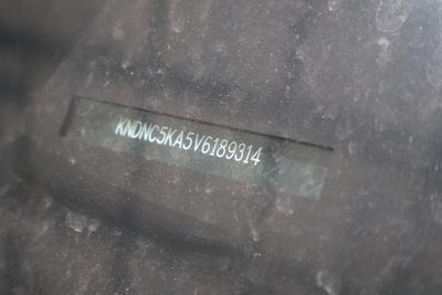 2027 Kia Carnival Hybrid EX