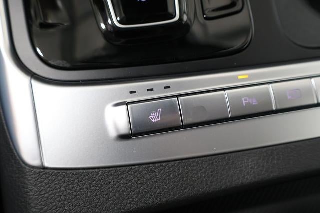 2027 Kia Carnival Hybrid EX