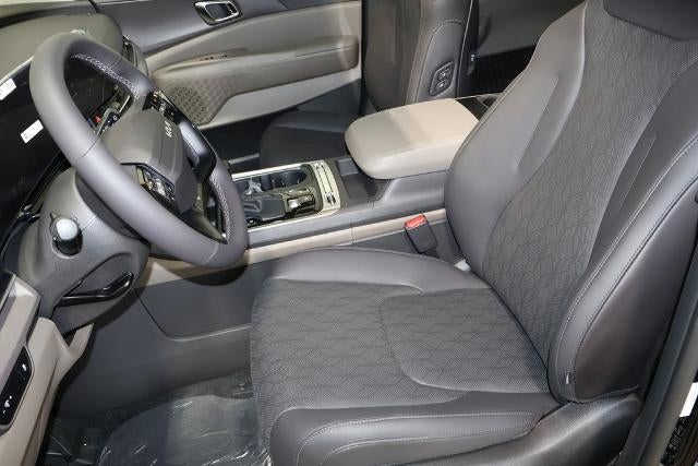 2027 Kia Carnival SX