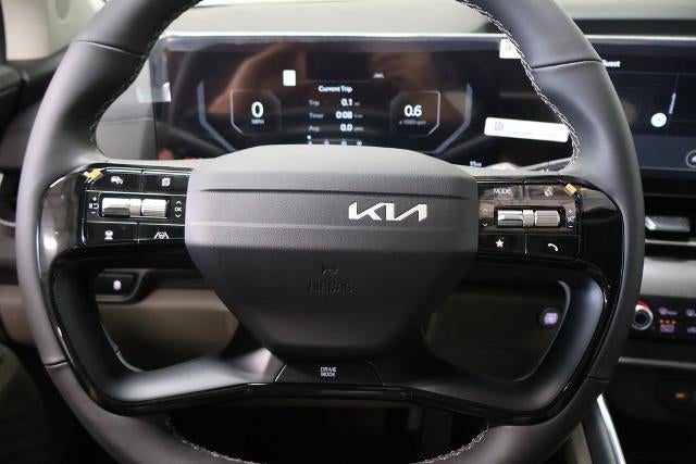 2027 Kia Carnival SX