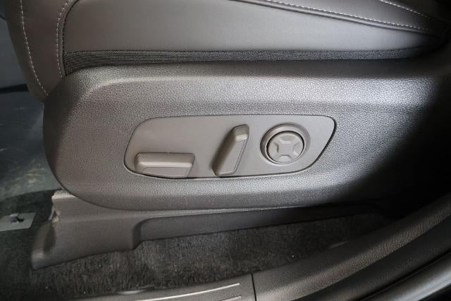 2027 Kia Carnival SX