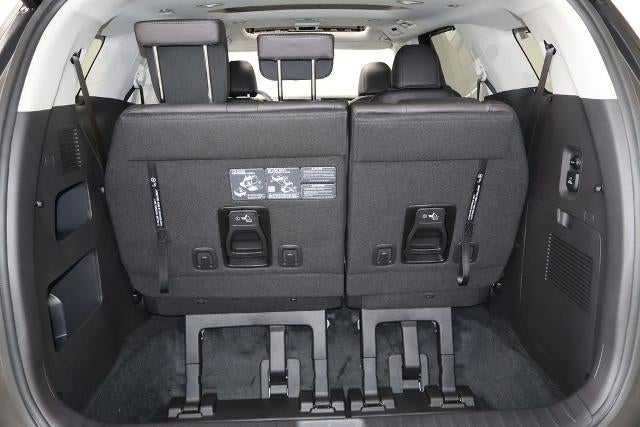 2027 Kia Carnival SX