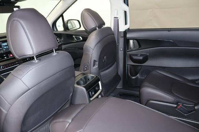 2027 Kia Carnival SX