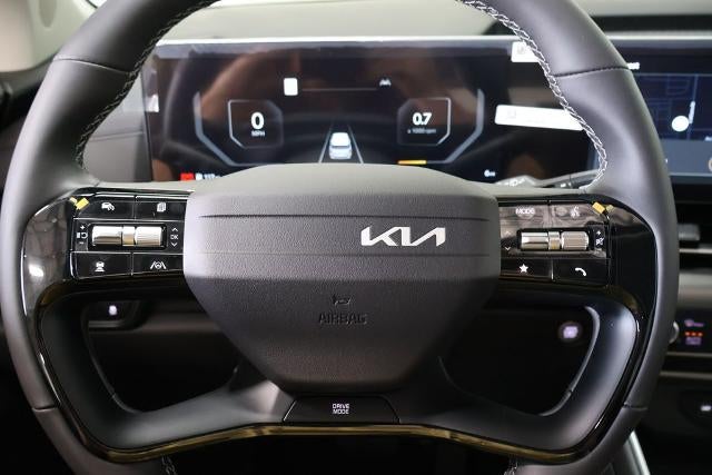 2027 Kia Carnival SX