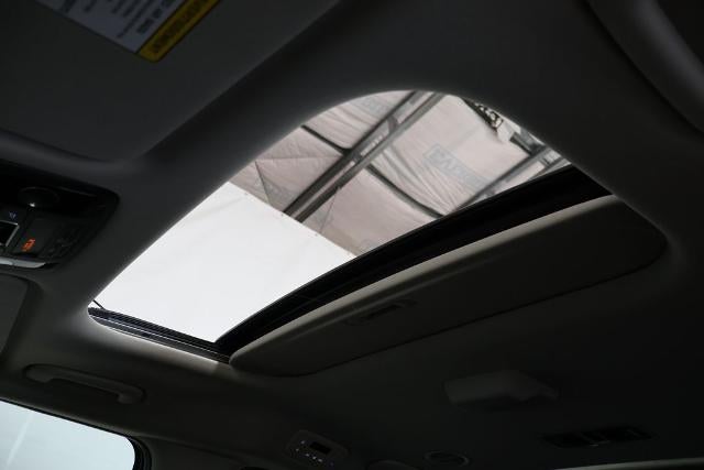 2027 Kia Carnival SX