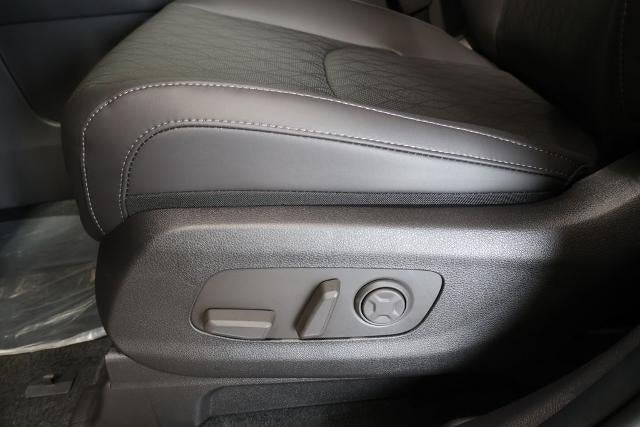 2027 Kia Carnival SX