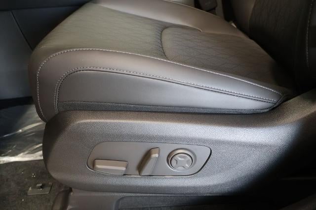 2027 Kia Carnival SX