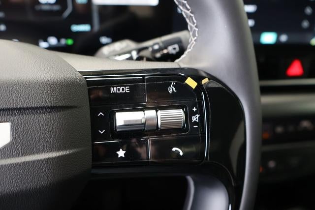 2027 Kia Carnival Hybrid SX