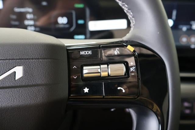 2027 Kia Carnival Hybrid SX