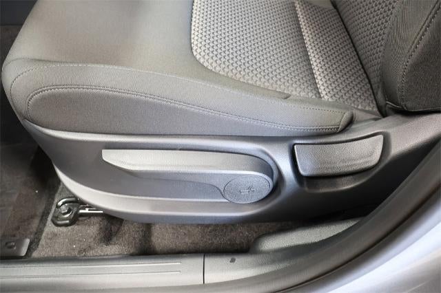 2025 Kia Sportage Hybrid LX