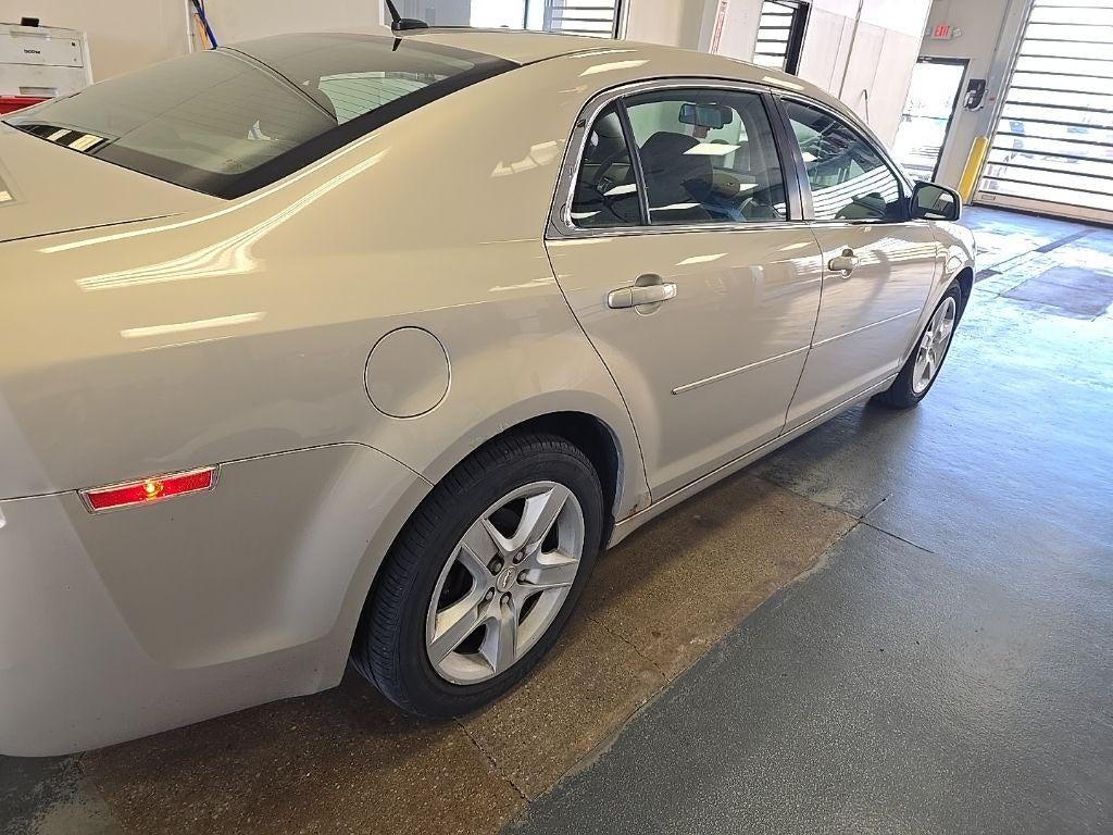 2010 Chevrolet Malibu LS w/1LS