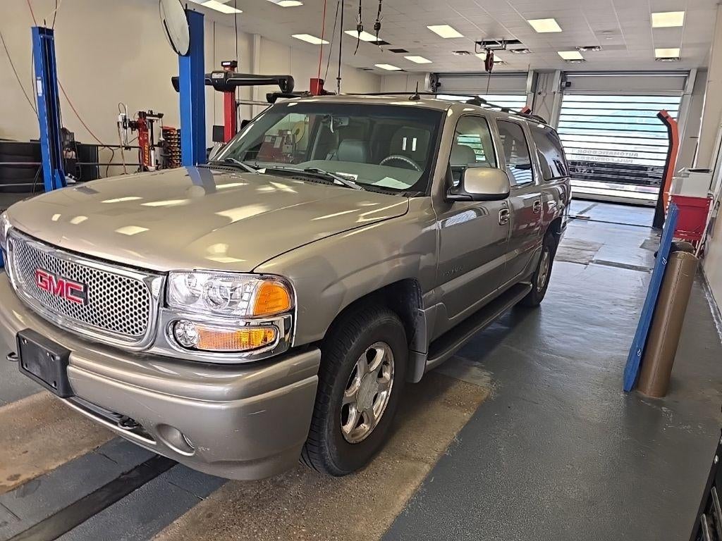 2003 GMC Yukon XL Denali Base
