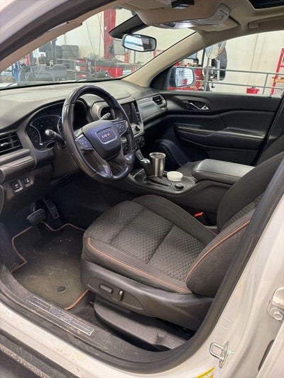 2017 GMC Acadia SLE