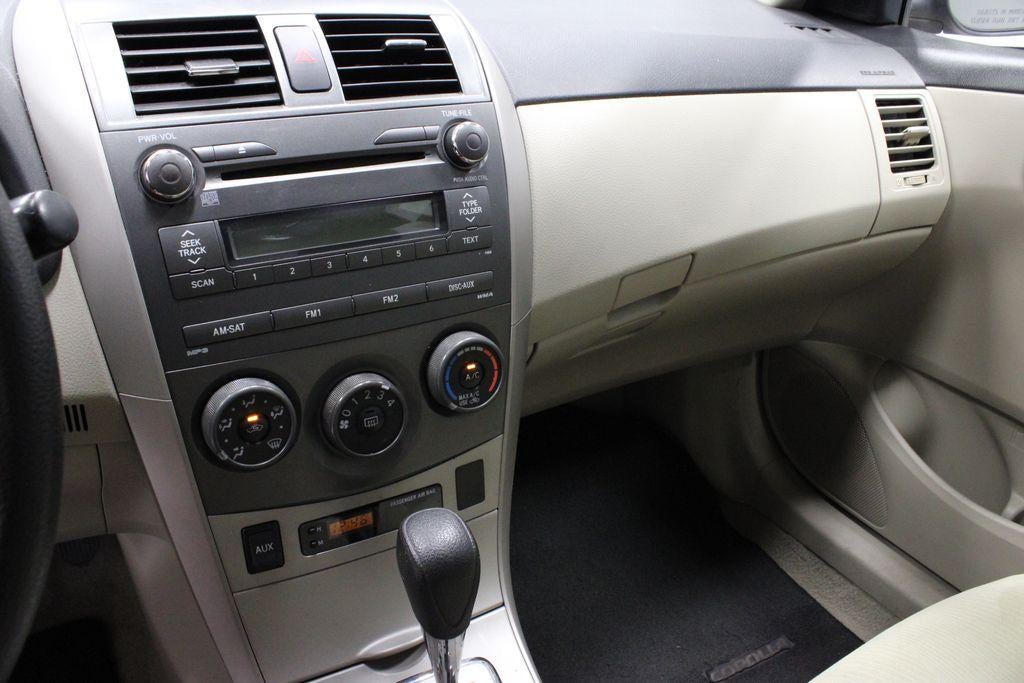 2011 Toyota Corolla LE