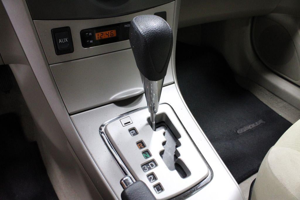2011 Toyota Corolla LE