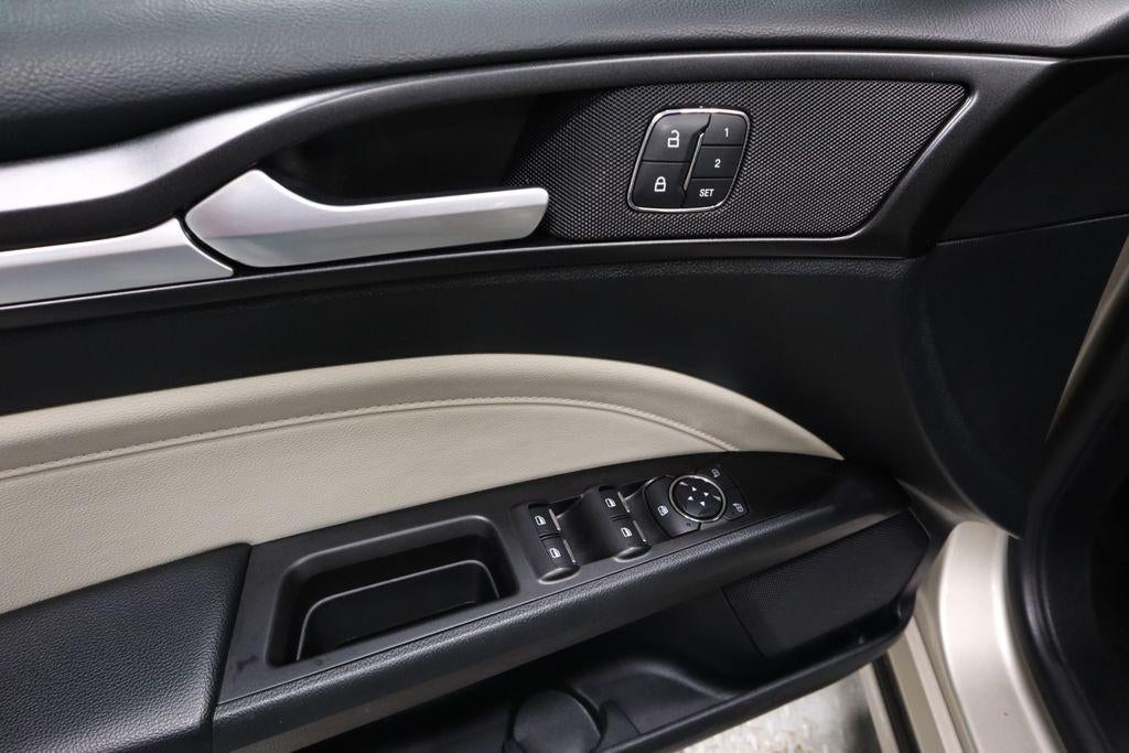 2018 Ford Fusion Titanium - Photo 25