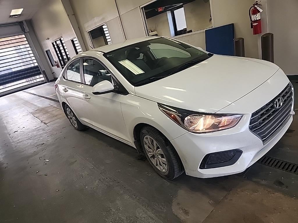 2022 Hyundai ACCENT SE