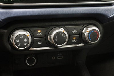2024 Nissan Versa SV