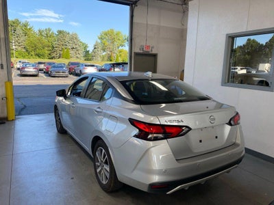 2024 Nissan Versa SV