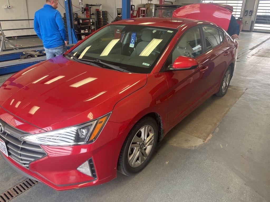 2019 Hyundai ELANTRA SEL