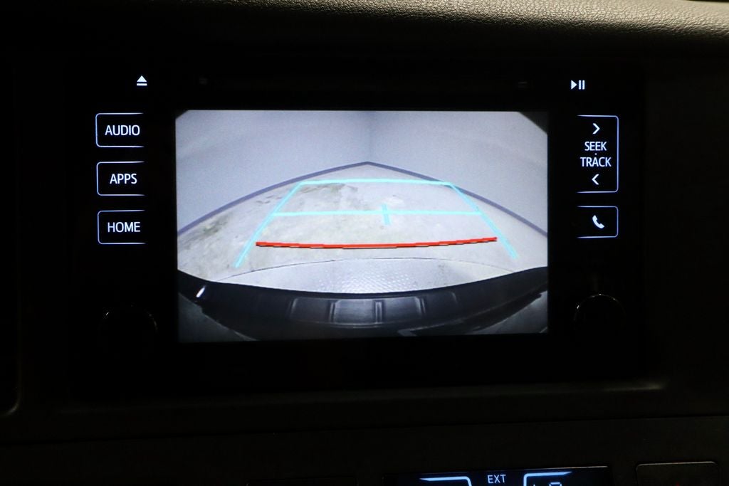 2016 Toyota Sienna LE