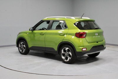 2024 Hyundai VENUE SEL