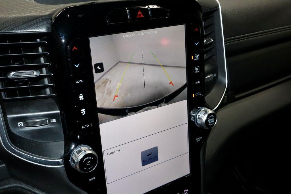 2023 RAM 1500 Laramie 4x4 Crew Cab 5'7" Box