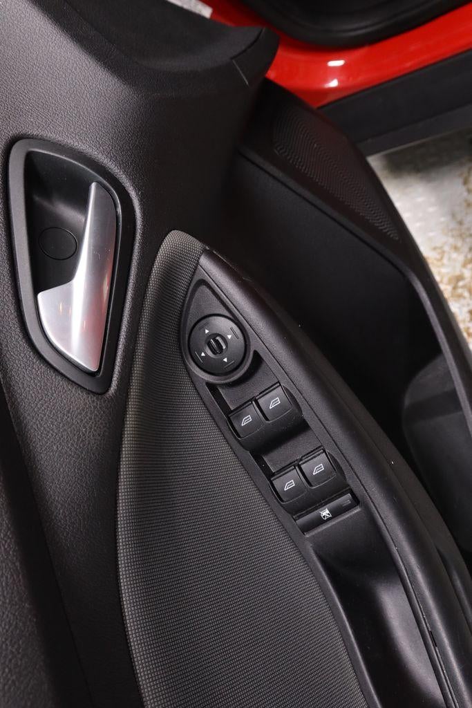 2014 Ford Focus 4dr Sdn SE